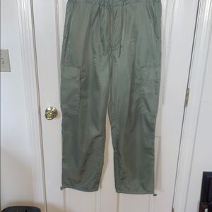 Women’s Green Cargo Pants